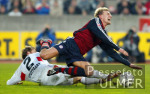 Fussball 1. Bundesliga: Stuttgart - Muenchen, Zweikampf