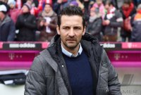 Fussball 1. Bundesliga Saison 14/15: Trainer Josef Zinnbauer (Hamburger SV)