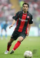 Fussball 1. Bundesliga: Frankfurt, TAKAHARA Einzelaktion