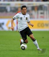 FUSSBALL INTERNATIONAL: Mesut OEZIL (Deutschland)
