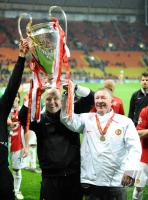 Fussball CHL  FINALE 2008  Ferguson  (ManU) mit CHL Pokal