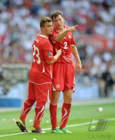 Fussball International EM 2012-Qualifikation:  Xherdan SHAQIRI, Stephan LICHTSTEINER (v. li., Schweiz)