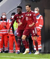 Fussball 1. Bundesliga Saison 21/22: FC Bayern Muenchen -  SC Freiburg