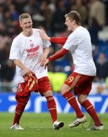 Fussball International, Champions League Saison 2011/2012:  Bastian Schweinsteiger (li,) mit Toni Kroos (FC Bayern Muenchen)