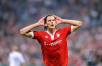 Fussball DFB Pokal : JUBEL Daniel van Buyten (FCB)