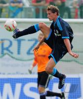 Fussball: 1. Bundesliga Saison 2010/2011, Testspiel: Schalke HOEWEDES Einzelaktion