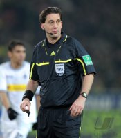 Fussball 1. Bundesliga  Saison 2010/2011: Schiri Manuel Graefe