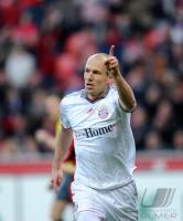 Fussball 1. Bundesliga : JUBEL  Arjen Robben (FCB)
