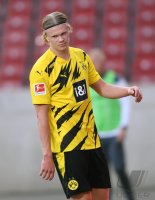 Fussball 1. Bundesliga Saison 20/21: VfB Stuttgart - Borussia Dortmund