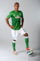Fussball 1. Bundesliga, Saison 2012/2013, Werder Bremen: Theodor Gebre Selassie im exklusiven Pressefoto ULMER Fotoshooting