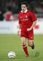 Fussball 1. Bundesliga: Bayern, HARGREAVES Einzelaktion am Ball