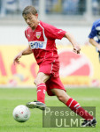 Fussball 1. Bundesliga: Stuttgart, TOMASSON Einzelaktion am Ball