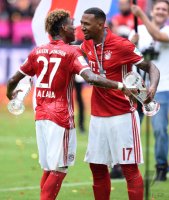 Fussball 1. Bundesliga Saison 15/16: Der FC Bayern feiert seine 26. Deutsche Meisterschaft