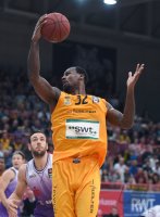 Basketball 1. Bundesliga 15/16 Hauptrunde: Walter Tigers Tuebingen - BG Goettingen