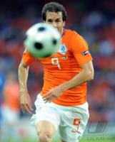 FUSSBALL EURO 2008: Niederlande, Nistelrooy Einzelaktion