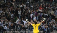 FUSSBALL International SERIE A 2011/2012:  Cagliari Calcio - Juventus Turin