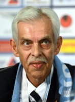 Fussball 2. Bundesliga:  InFussball 2. Bundesliga:  Praesident Dieter Schneider (TSV 1860 Muenchen)