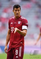 Fussball Audi Football Summit 2021 FC Bayern Muenchen - SSC Neapel