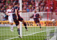 Fussball 1. Bundesliga Saison 15/16: VfB Stuttgart - FC Bayern Muenchen