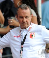 Fussball 1. Bundesliga, Saison 2011/2012:  Praesident  Walther Seinsch (FC Augsburg)