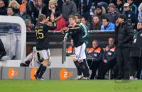 Fussball Nationalmannschaft: Auswechslung von Thomas Mueller  fuer Toni Kroos (v. li., GER)