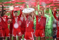 Fussball 1. Bundesliga 25/26: FC Bayern Muenchen 35. Deutschen Meisterschaft