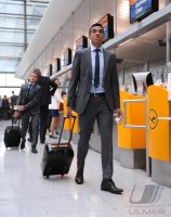 FUSSBALL INTERNATIONAL  CHL Halbfinale 11/12:  Luiz Gustavo (FC Bayern Muenchen)