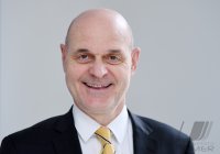 Prof. Dr. Peter Kremsner (Direktor Institut fuer Tropenmedizin UKT Tuebingen)