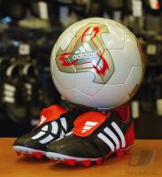Officieller WM Ball von Addidas/Schuh
