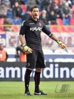 FUSSBALL SERIE A 2015/2016: Torwart Antonio Mirante (FC Bologna)