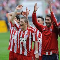 Fussball 1. Bundesliga :  SCHWEINSTEIGER (FC Bayern Muenchen)