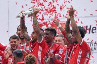 Fussball 1. Bundesliga Saison 15/16: Der FC Bayern feiert seine 26. Deutsche Meisterschaft