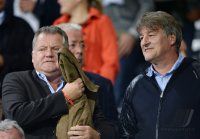 Fussball DFB Pokal 2. Runde 13/14: Praesident  Wahler (VfB Stuttgart) und Finanzvorstand Ruf