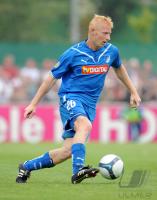 FUSSBALL, DFB Pokal, 1. Hauptrunde: TSG Hoffenheim, IBERTSBERGER am Ball