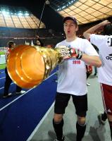 Fussball: DFB Pokal Finale: JUBEL Torwart Hans Joerg Butt (FCB)