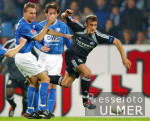 Fussball 1. Bundesliga: Bochum - Schalke, Zweikampf