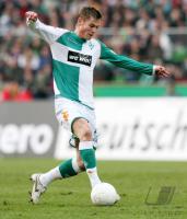 Fussball 1. Bundesliga: Bremen, ROSENBERG Einzelaktion