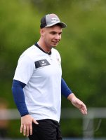 Fussball / Promi-Benefizfussballspiel in Tuebingen