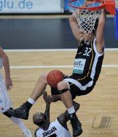 Basketball  1. Bundesliga  10/11  Walter Tigers Tuebingen - Mitteldeutschen Basketball Club