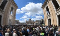Vatikan / Rom: Trauer nach dem Tod von Papst Franziskus I.