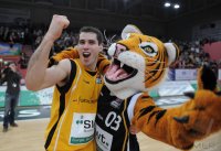 1. Basketball Bundesliga  01/11  Walter Tigers Tuebingen  - Alba Berlin