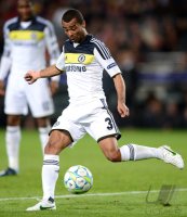 FUSSBALL INTERNATIONAL  CHL HALBFINALE 11/12:  Ashley Cole (FC Chelsea)