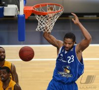 Basketball 1. Bundesliga 2012/2013:  Walter Tigers Tuebingen - Fraport Skyliners Frankfurt