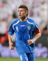 FUSSBALL INTERNATIONAL: Server DJEPAROV (Usbekistan)