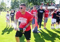 Fussball Relegation zur Oberliga, Rueckspiel 21/22: FC Holzhausen - FC Denzlingen