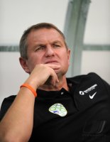 Fussball International  EM Qualifikation:  Trainer Matjaz KEK (Slowenien)