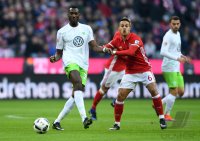 Fussball 1. Bundesliga Saison 16/17: FC Bayern Muenchen - VfL Wolfsburg
