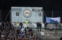 Fussball Regionalliga Sued 2011/2012:  1860 Fans  in der Fankurve mit der Anzeigentafel