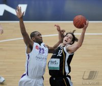 Basketball  1. Bundesliga  10/11:  Walter Tigers Tuebingen -  BG Goettingen