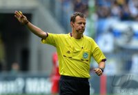 Fussball 2. Bundesliga:  1 FC Kaiserslautern - TSV 1860 Muenchen